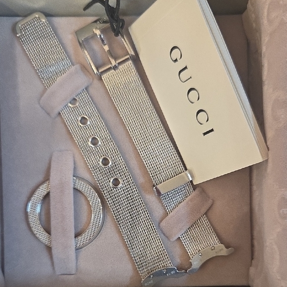 Gucci Silver Mesh Watch Band - Picture 2 of 5